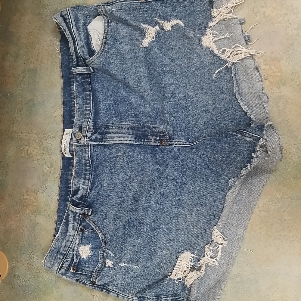 PLUS SIZE 22, ABERCROMBIE JEAN SHORTS